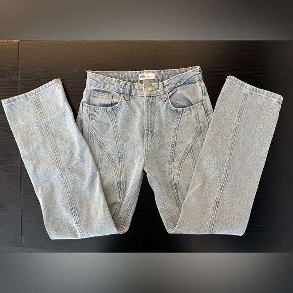 Zara Women's Light Blue Straight Leg Jeans - Picture 2 of 8